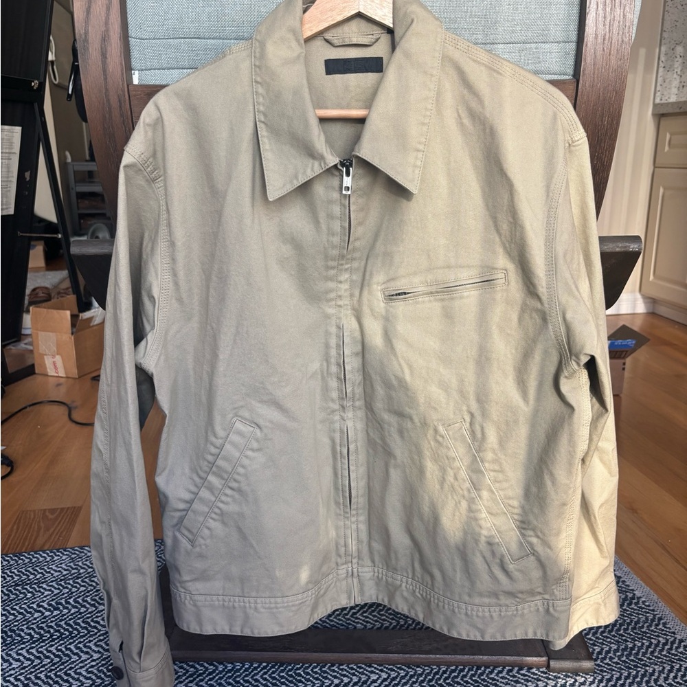 Uniqlo Men's Lightweight Shirt Jacket in Beige